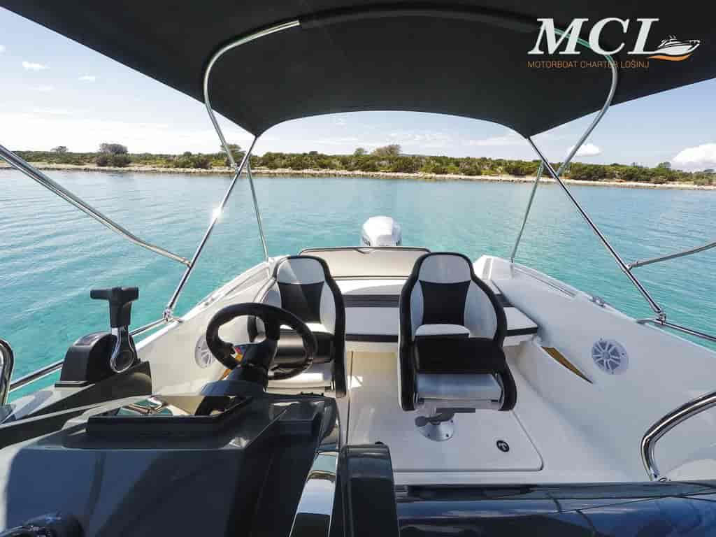 Boat picture 9