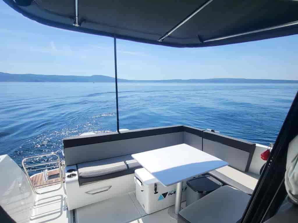 Boat picture 9