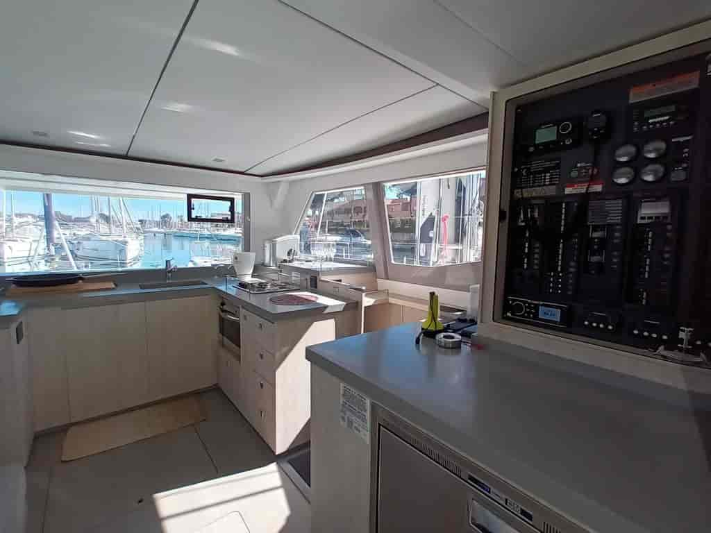 Boat picture 9