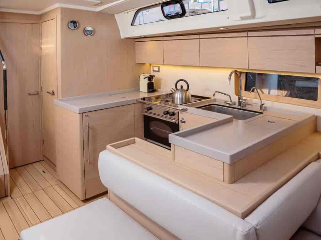 Boat picture 13