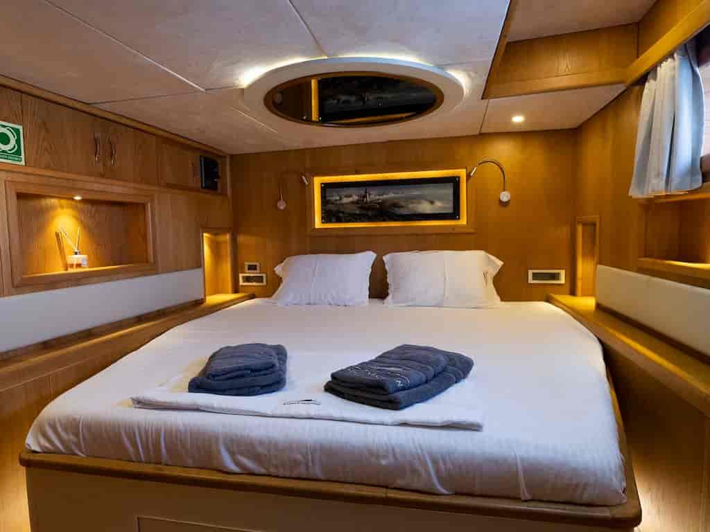 Boat picture 9
