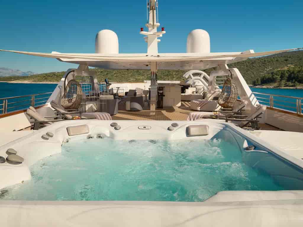 Boat picture 18