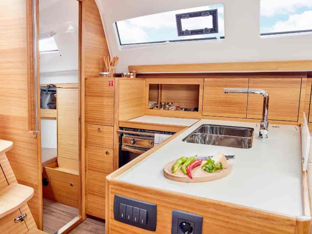 Boat picture 30