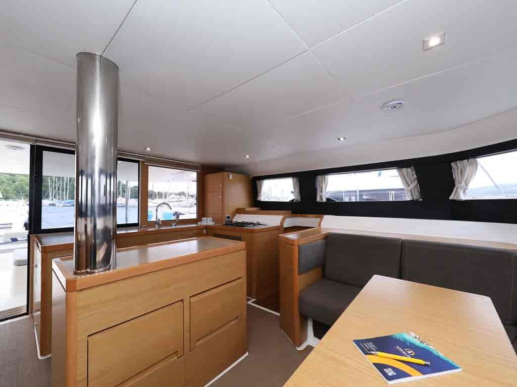 Boat picture 14