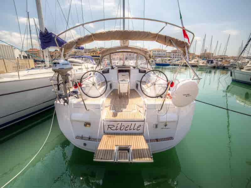 Photo of Ribelle, image 1 of 5