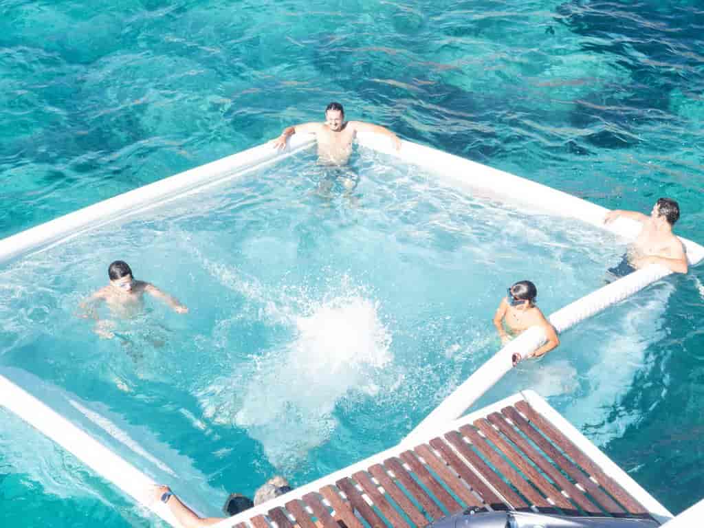 Boat picture 9