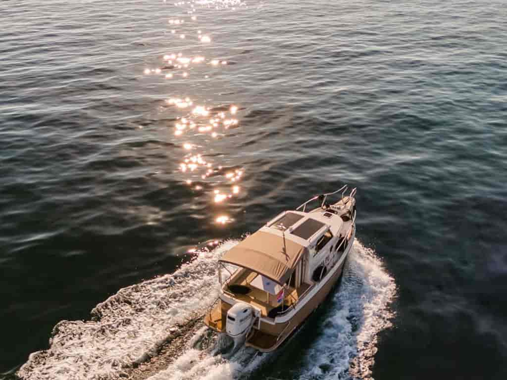 Boat picture 12