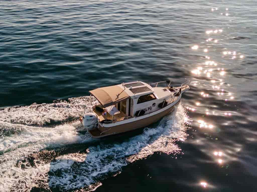 Boat picture 20