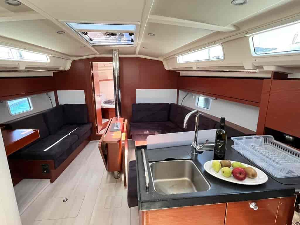 Boat picture 9