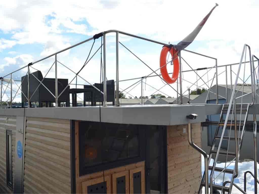 Boat picture 9