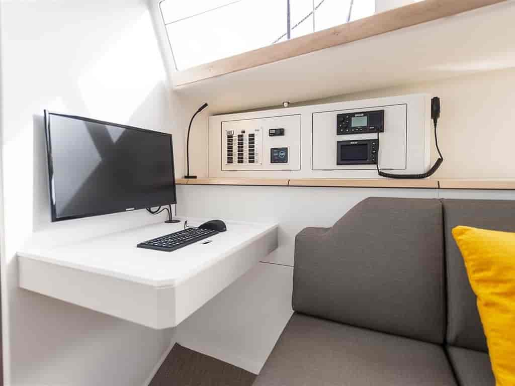 Boat picture 16