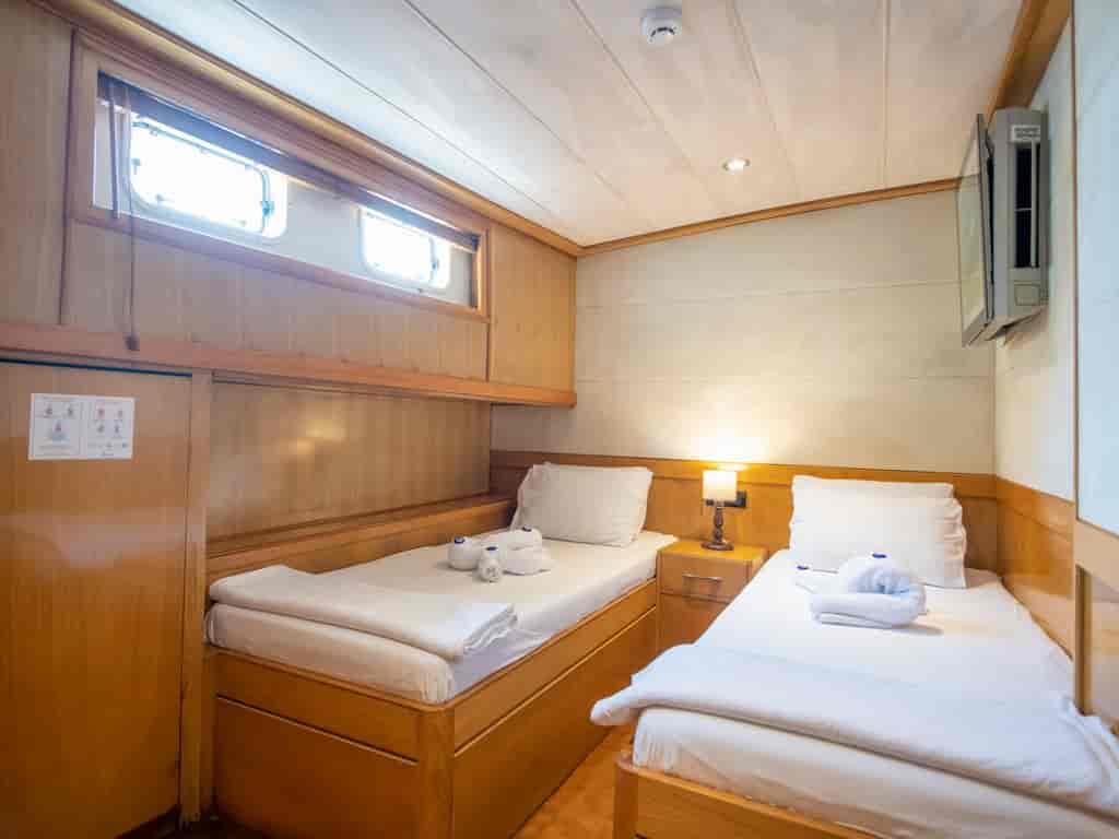 Boat picture 30