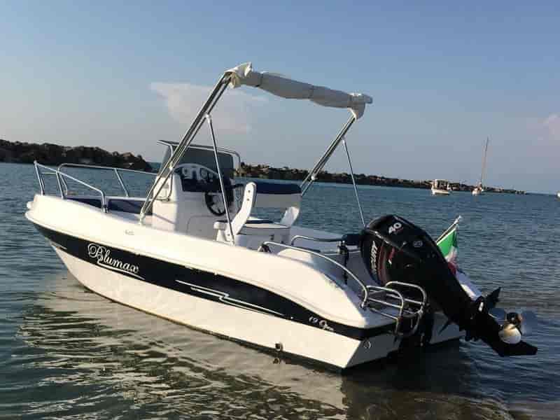 Boat picture 1