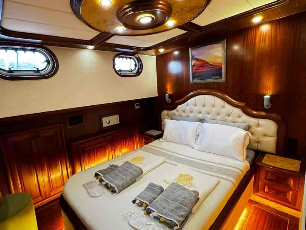 Boat picture 4