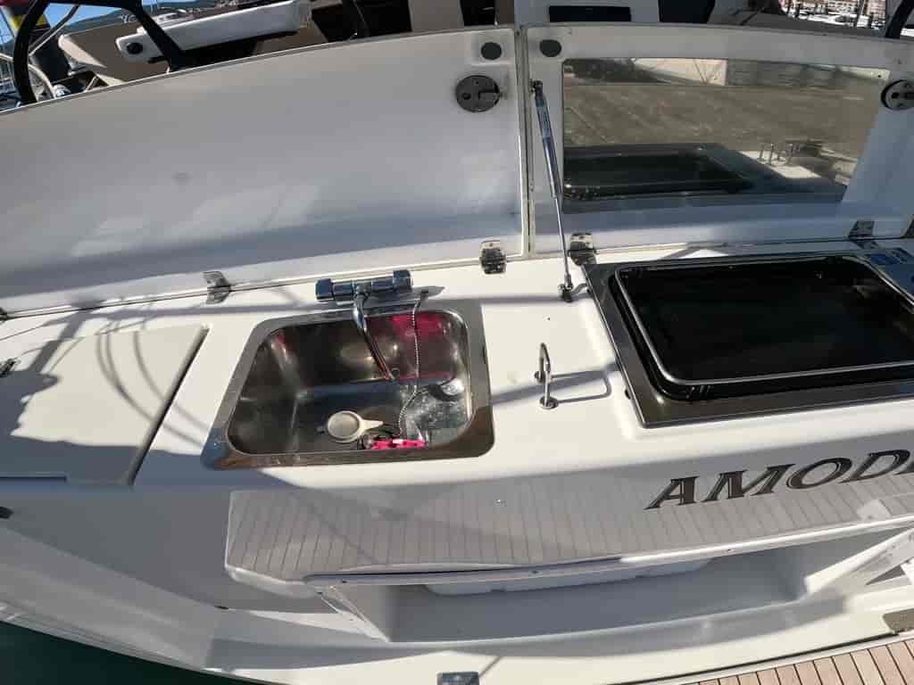 Boat picture 9