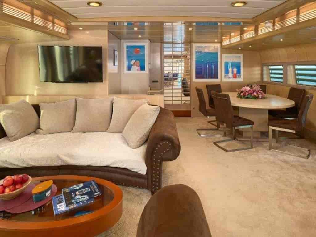 Boat picture 17