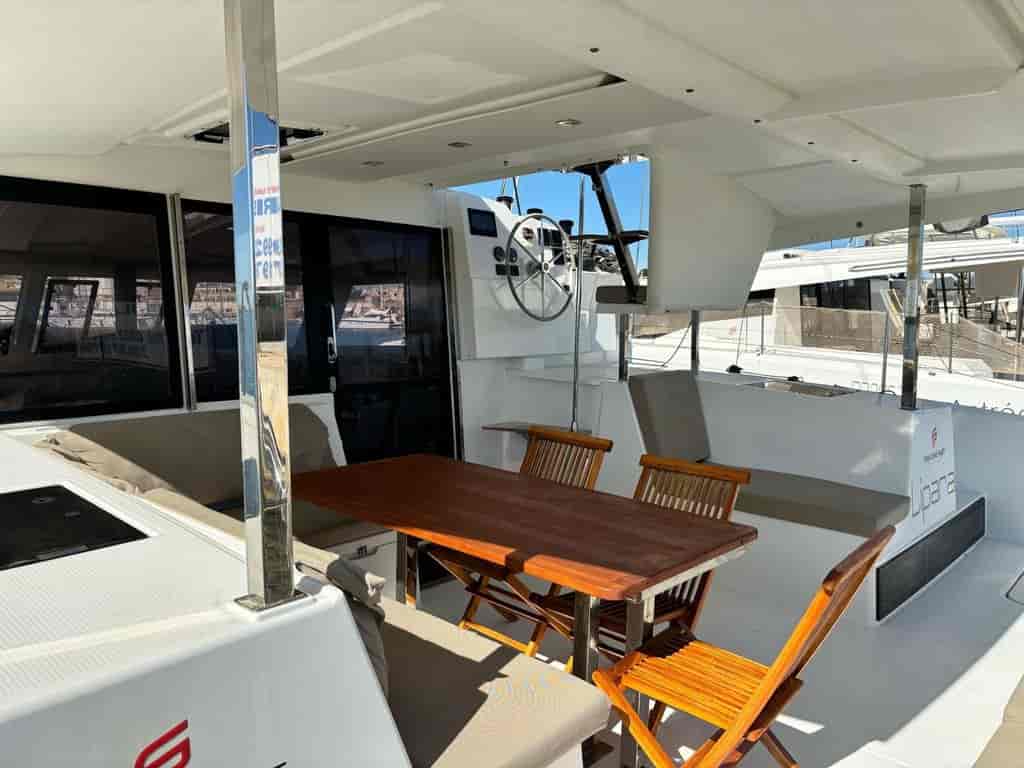 Boat picture 16