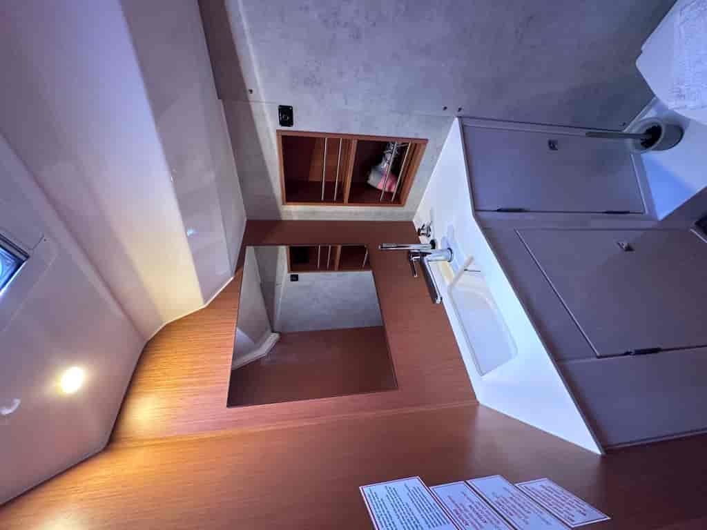 Boat picture 9