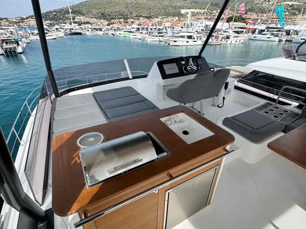 Boat picture 17