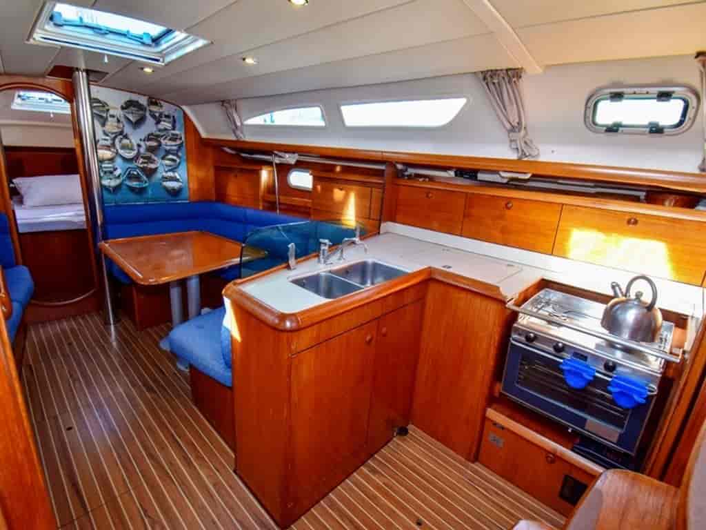 Boat picture 17