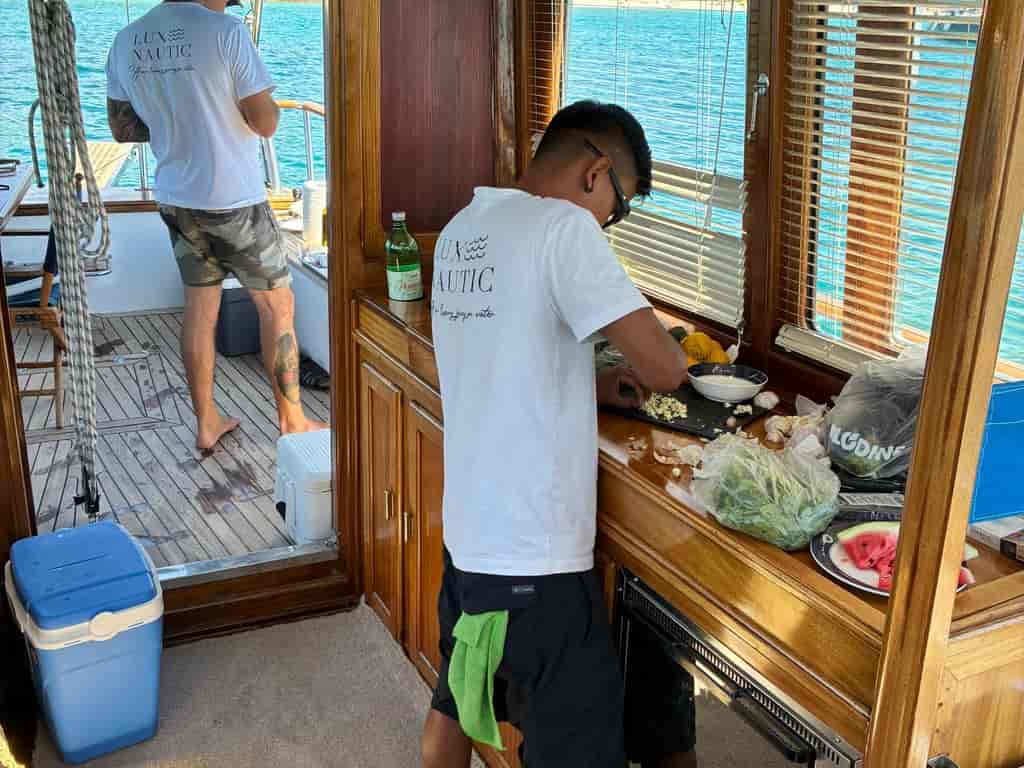 Boat picture 11