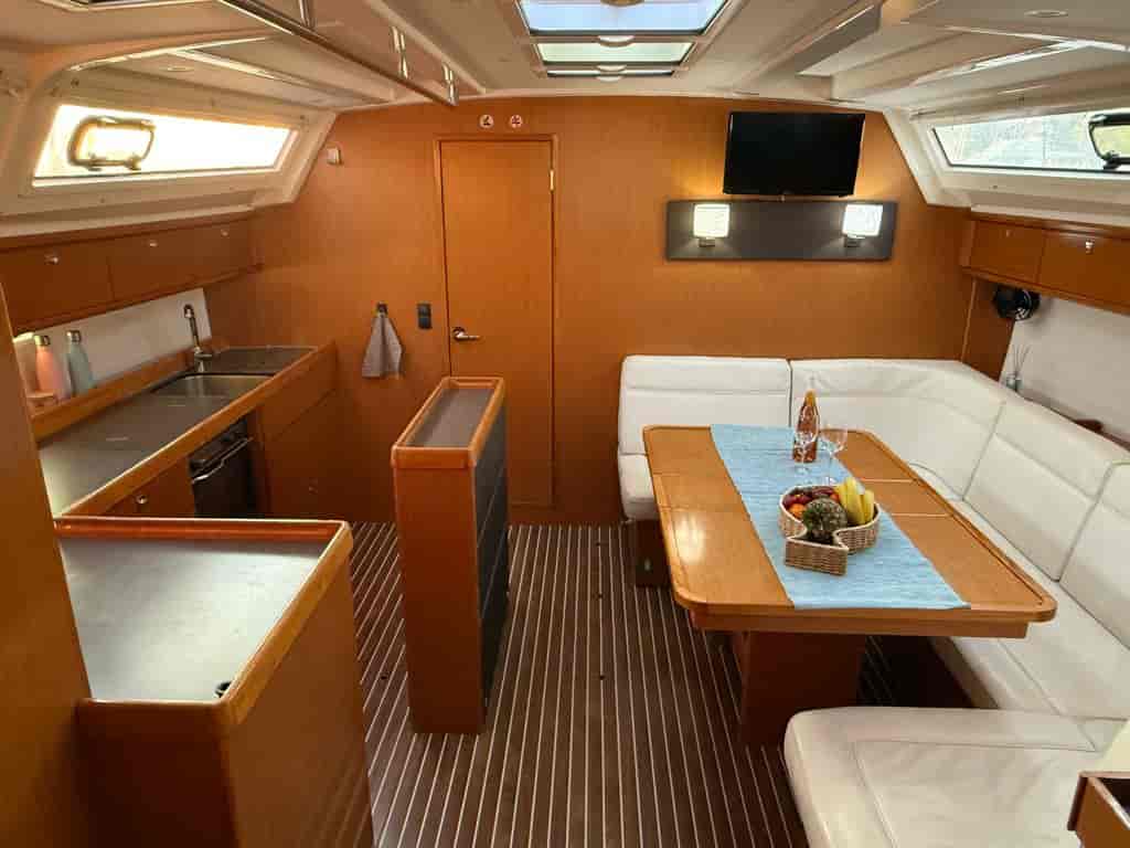 Boat picture 17