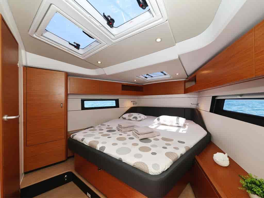 Boat picture 9