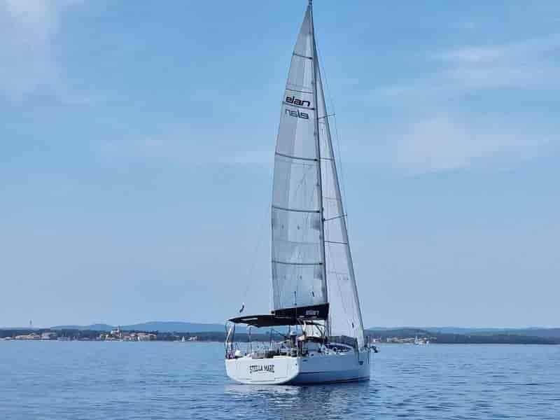 Photo of Stella Mare, image 1 of 5