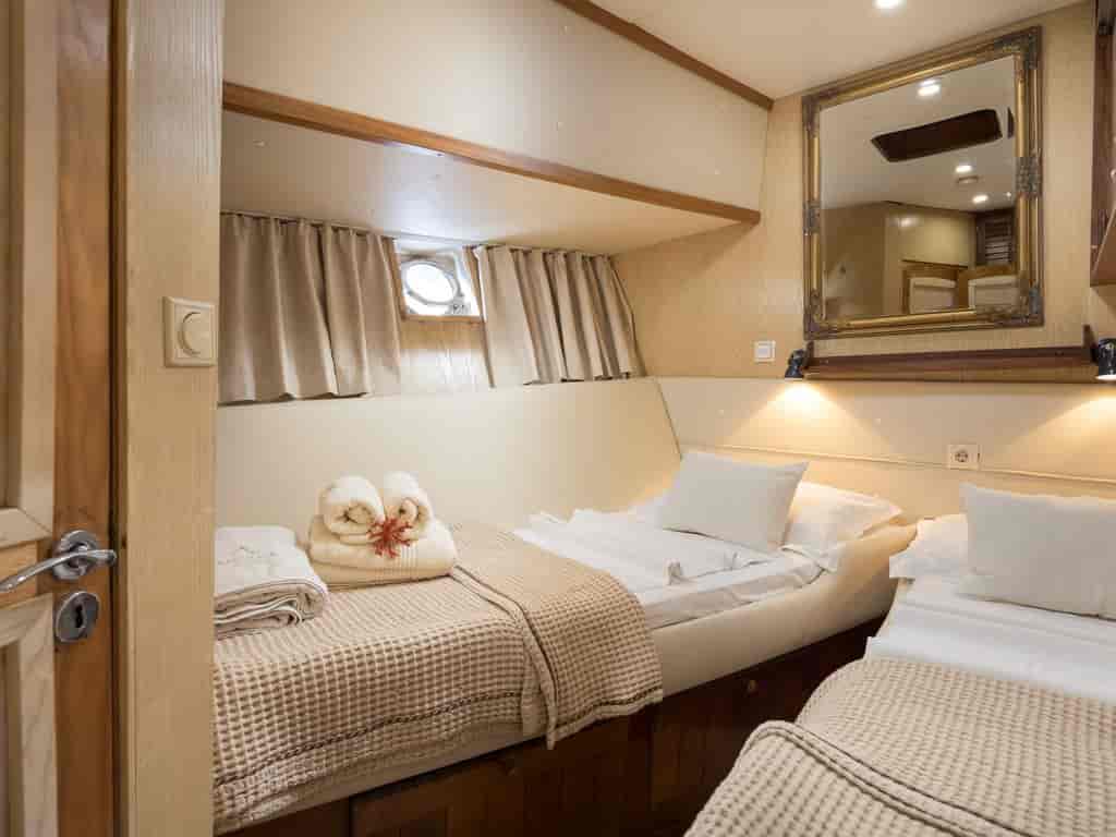 Boat picture 6