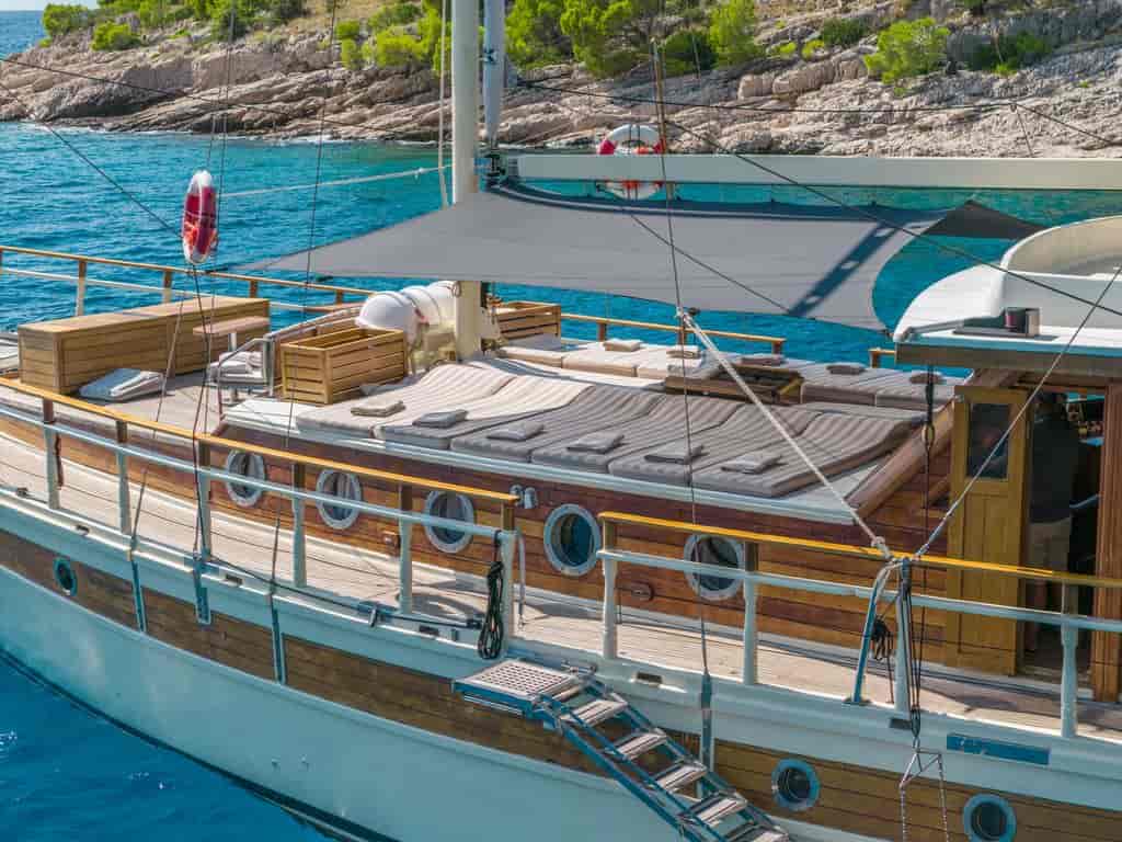 Boat picture 9