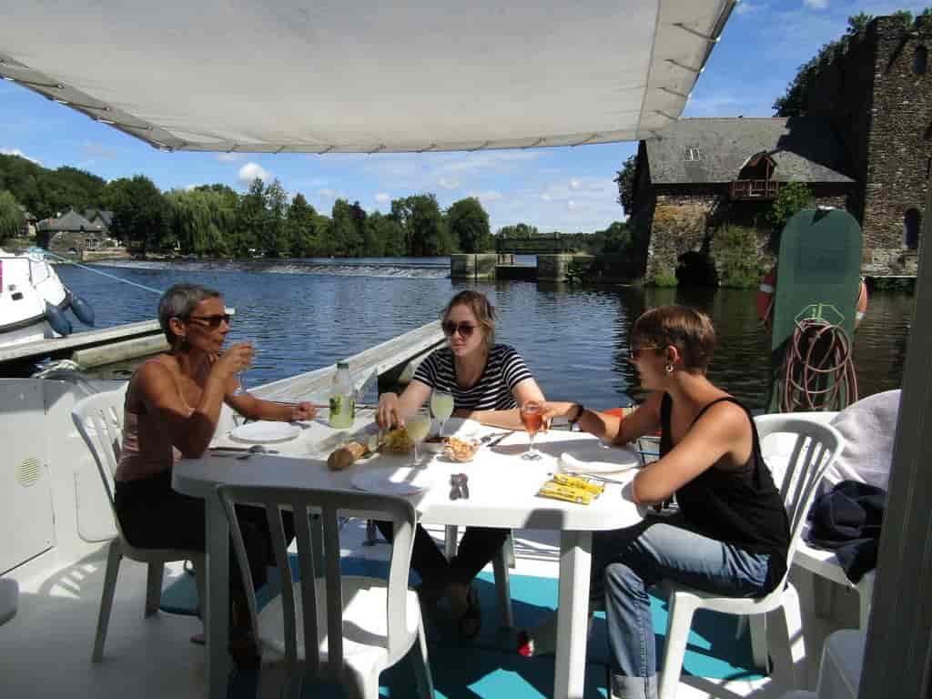 Boat picture 9