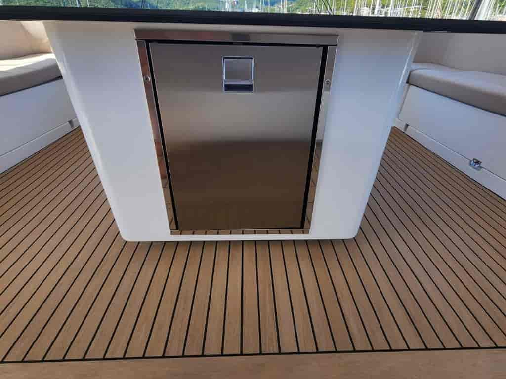 Boat picture 9