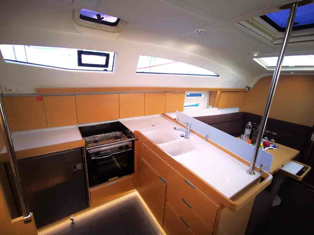 Boat picture 12