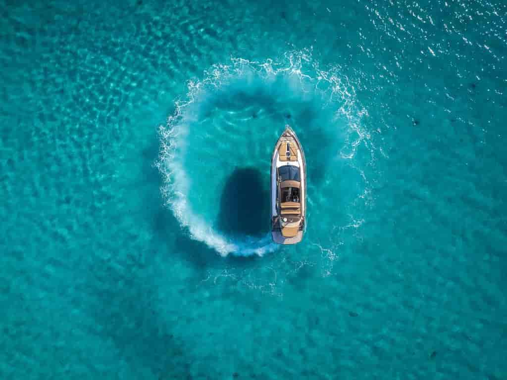 Boat picture 9