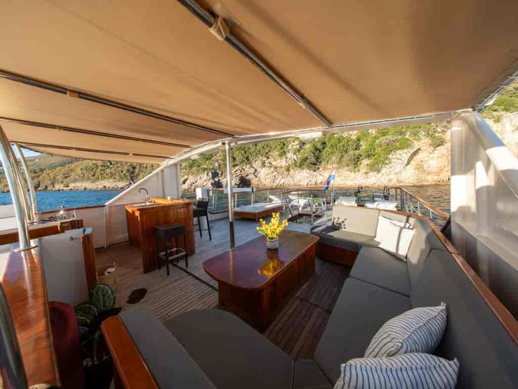 Boat picture 9