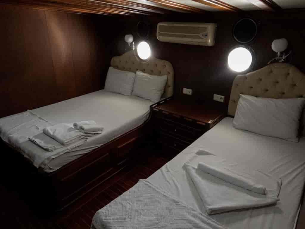 Boat picture 9
