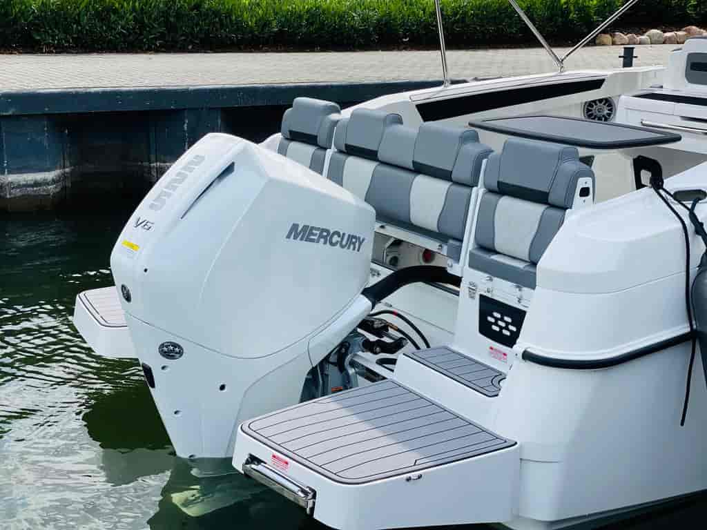 Boat picture 9