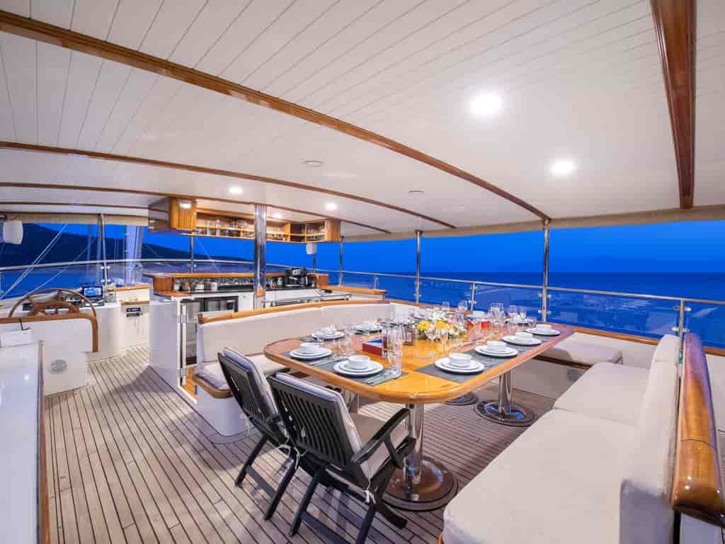 Boat picture 9