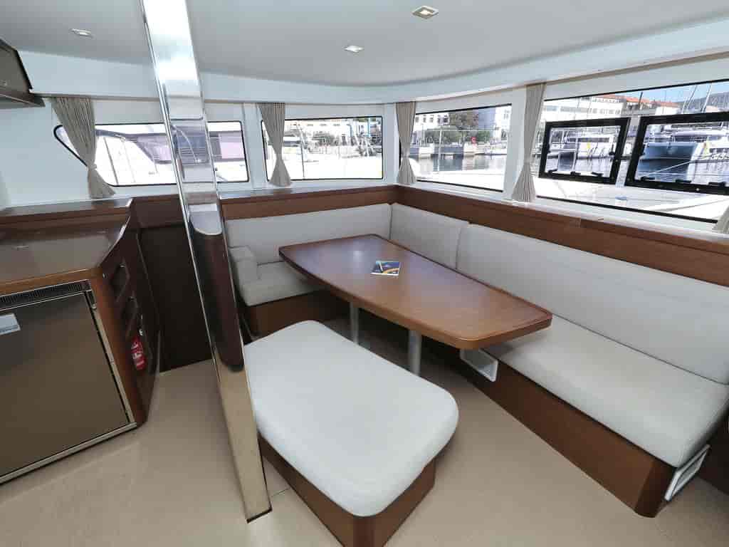 Boat picture 17