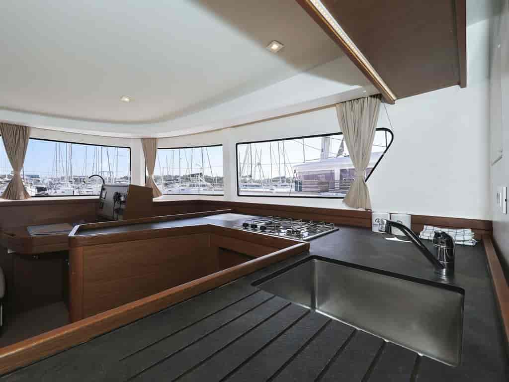 Boat picture 19