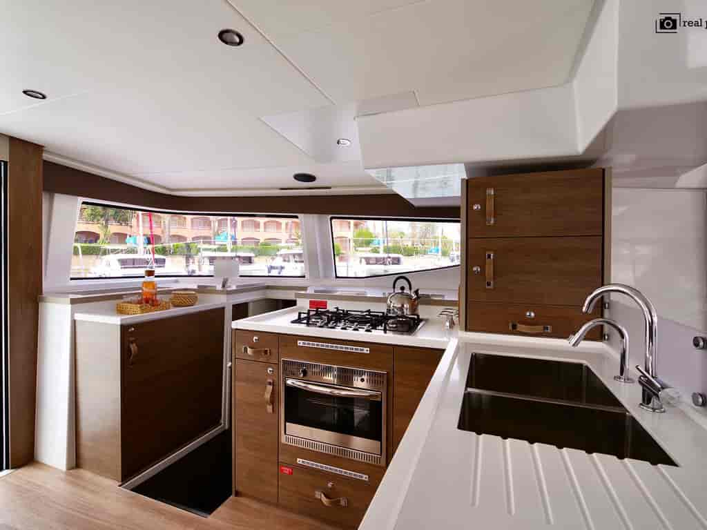 Boat picture 10