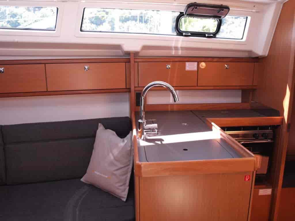 Boat picture 9